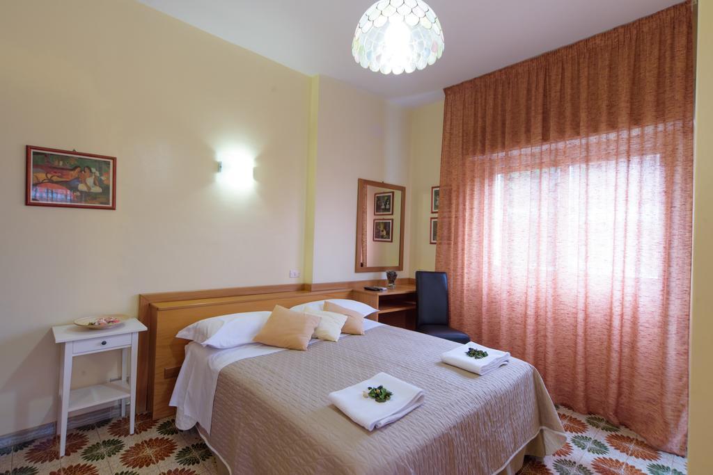 San Giacomo Hotel SantʼAlessio Siculo Екстериор снимка